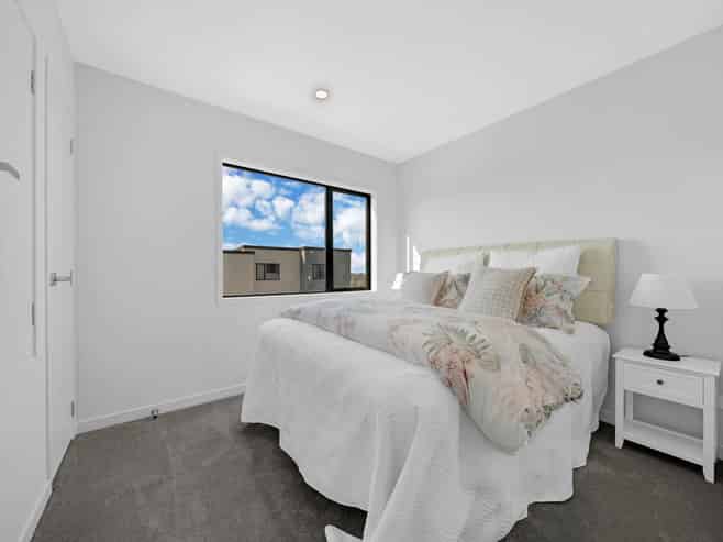 68 Awhi Lane, Massey