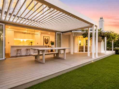 1 Almond Grove, Greenhithe