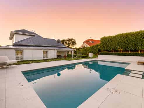 1 Almond Grove, Greenhithe