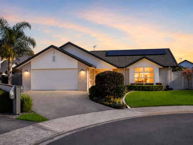 21 Merlin Close, Huntington