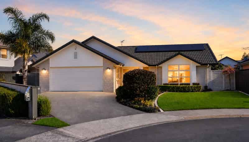 21 Merlin Close, Huntington