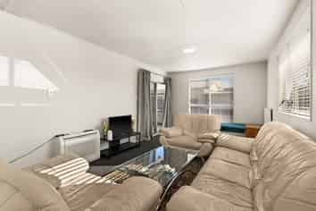 1/704 Fitzroy Avenue, Mahora