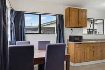 2/413 Peachgrove Road, Fairfield