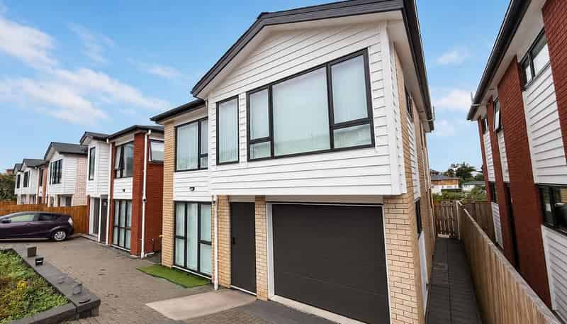 5/12 Bangla Place, Massey