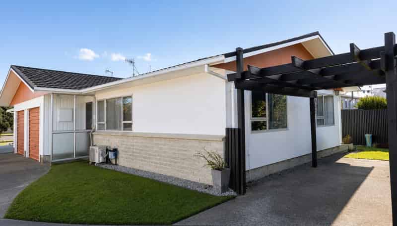 2/217 Taradale Road, Pirimai