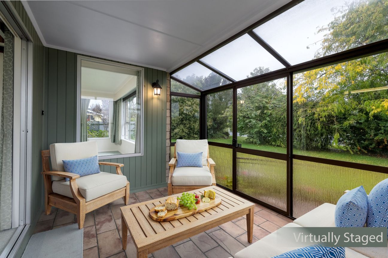 New price - Solid family home - Outstanding value - Widok 2