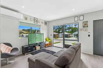 20 Rongomai Street, Helensville