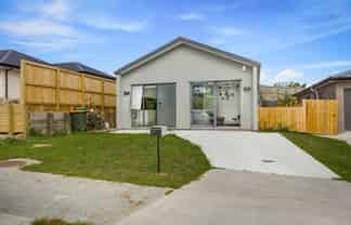 20 Rongomai Street, Helensville