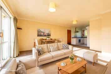 3/3a Wilson Street, Seaview