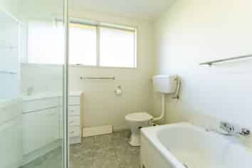 3/3a Wilson Street, Seaview