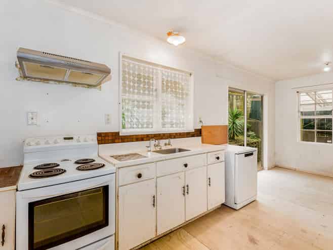 472 Warspite Avenue, Ascot Park