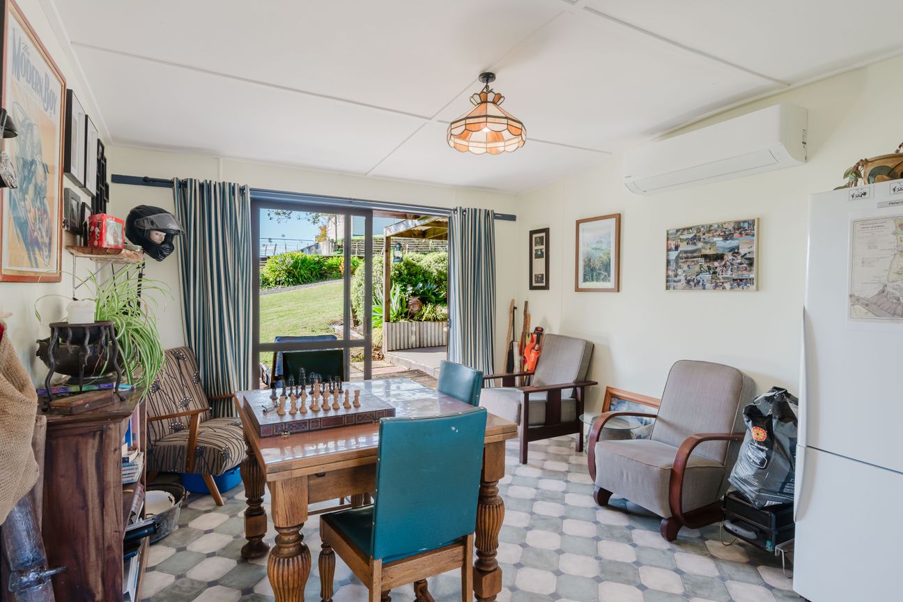 Did We Mention the Boat Shed? – pohled 5