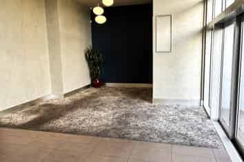STANDOUT LINCOLN ROAD HOSPITALITY OFFER
