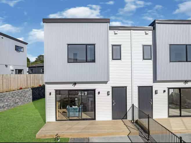 44B Crestview Rise, Papakura