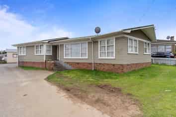41 Rosella Road, Mangere East