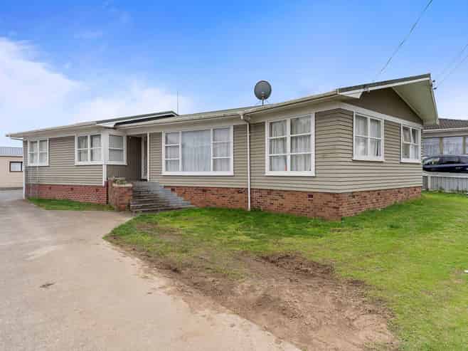 41 Rosella Road, Mangere East