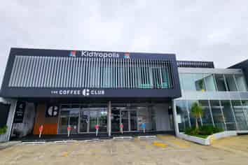 PRIME LINCOLN ROAD RETAIL OFFER
