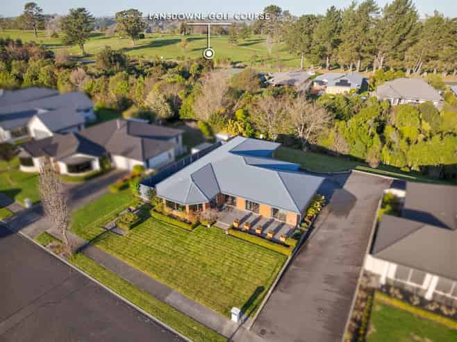 30 Cody Crescent, Lansdowne
