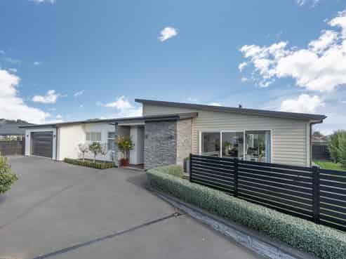31 Dundee Road, Mosgiel