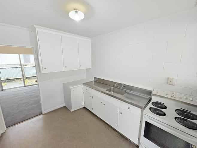 2/310 Broadway Avenue, Terrace End