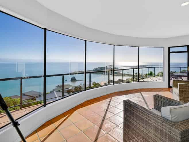 57 The Cliffs, Britannia Heights