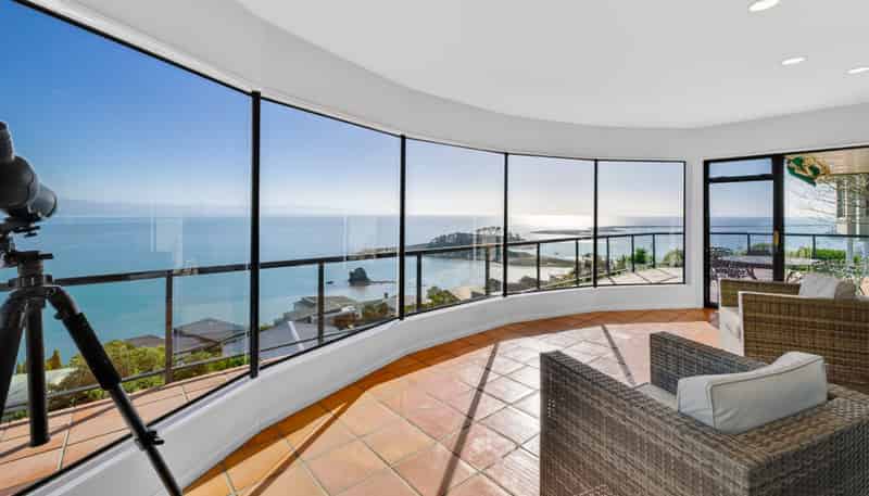 57 The Cliffs, Britannia Heights