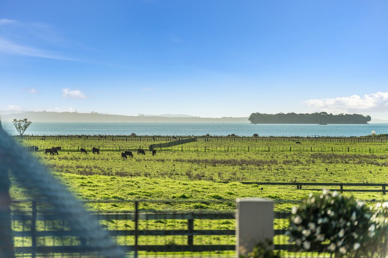 Whitford Estate of Scale, Substance and Prestige – pohled 5