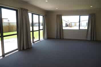 7 Foxton Drive, Kaiapoi