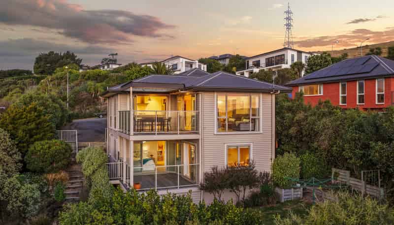 5 Signal Hill Road, Mount Pleasant