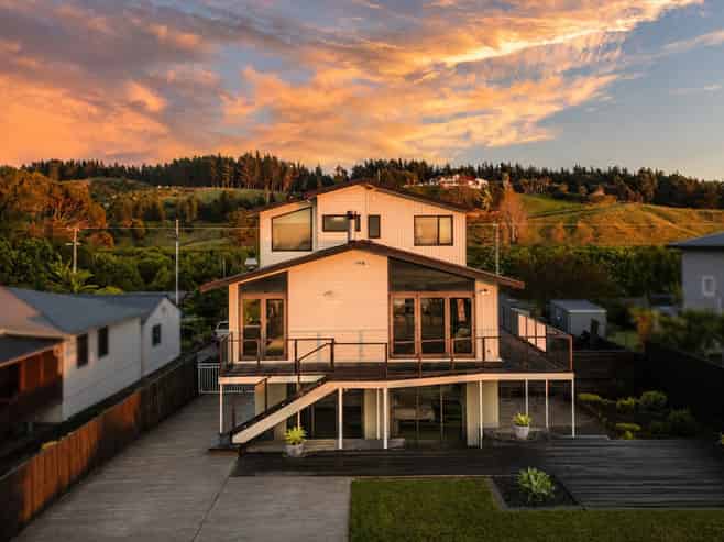 247 Whirinaki Road, Bay View