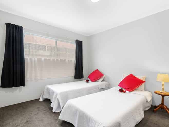 5B/12 Selwyn Avenue, Avenues