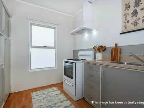 5B/12 Selwyn Avenue, Avenues