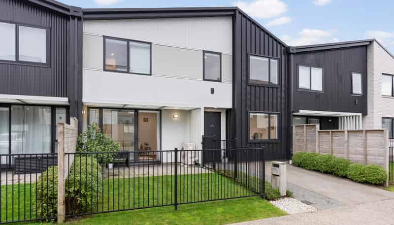 45 Ara Paiwhenua, Tawa