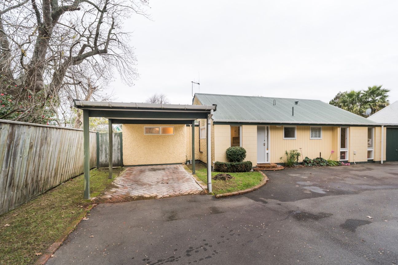 PEACEFUL, PRIVATE AND PACKED WITH POTENTIAL – pohled 4
