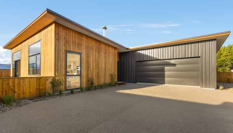 43 Atkins Road, Luggate