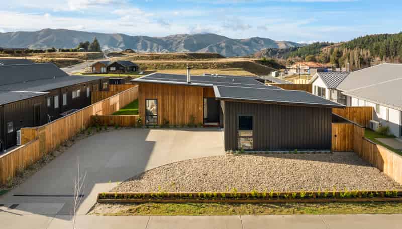 43 Atkins Road, Luggate