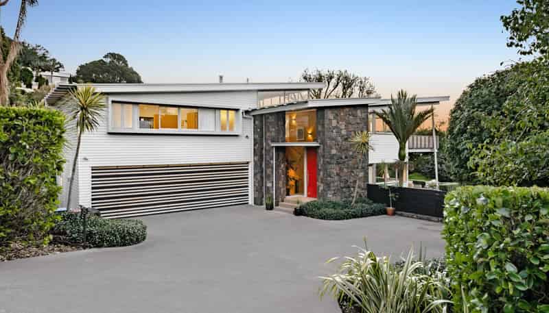 5 Castle Drive, Epsom