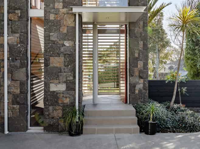 5 Castle Drive, Epsom