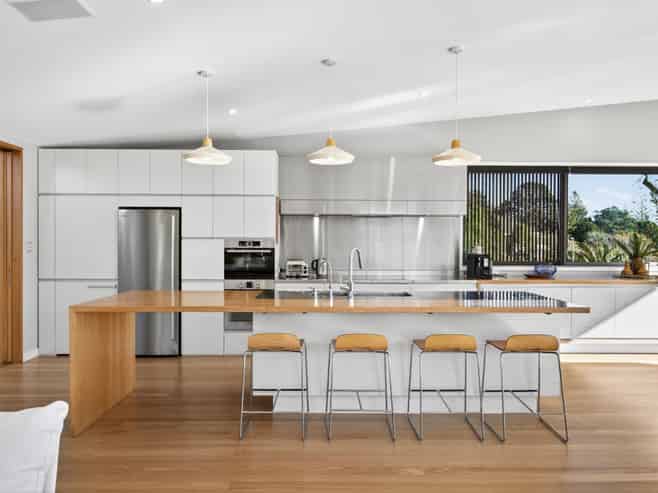 5 Castle Drive, Epsom