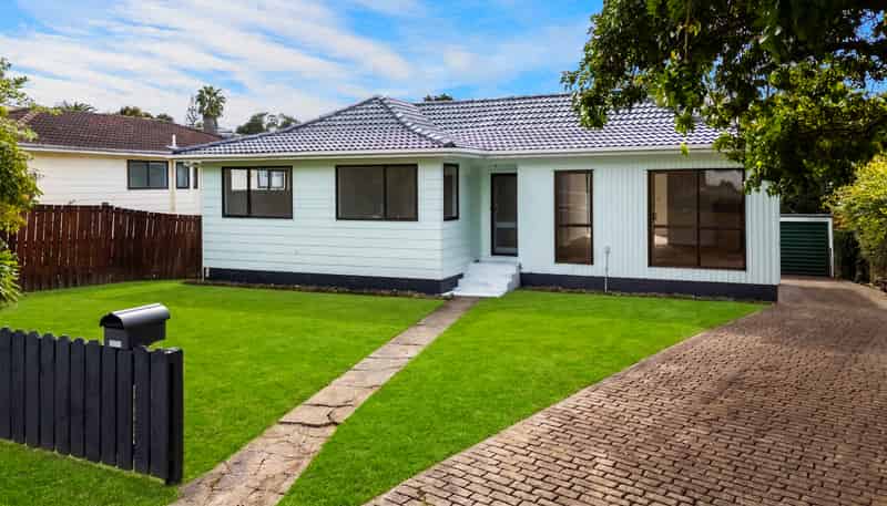 25 Pisces Road, Glen Eden