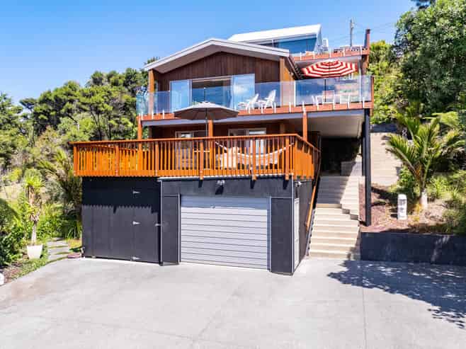 6 Claude Street, Mangawhai Heads