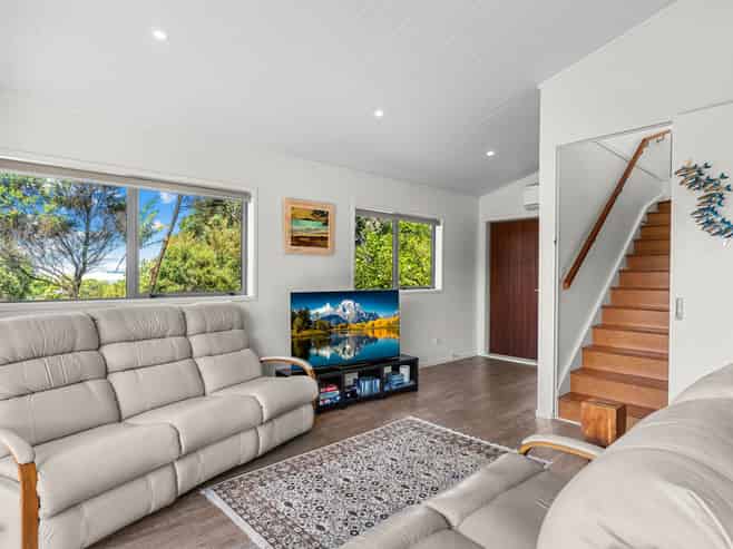 6 Claude Street, Mangawhai Heads
