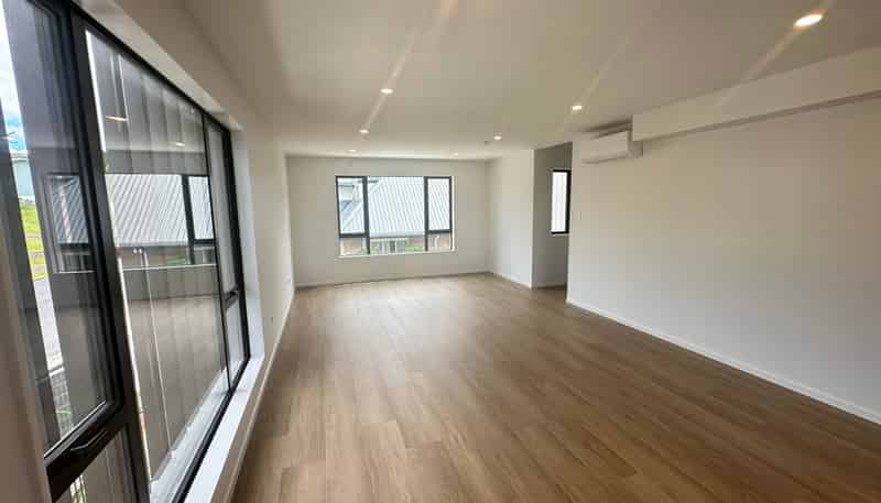 4/8 Grove Lane, Pakuranga