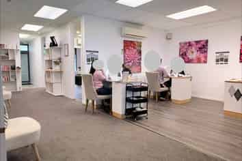 148M² BEAUTIFUL GROUND FLOOR SPACE
