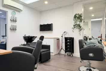 148M² BEAUTIFUL GROUND FLOOR SPACE
