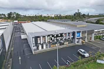 AFFORDABLE AND HIGH EXPOSURE WAREHOUSING
