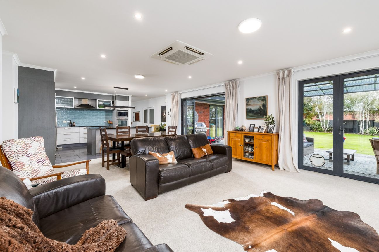 Exceptional lifestyle and garaging close to town - Ansicht 6