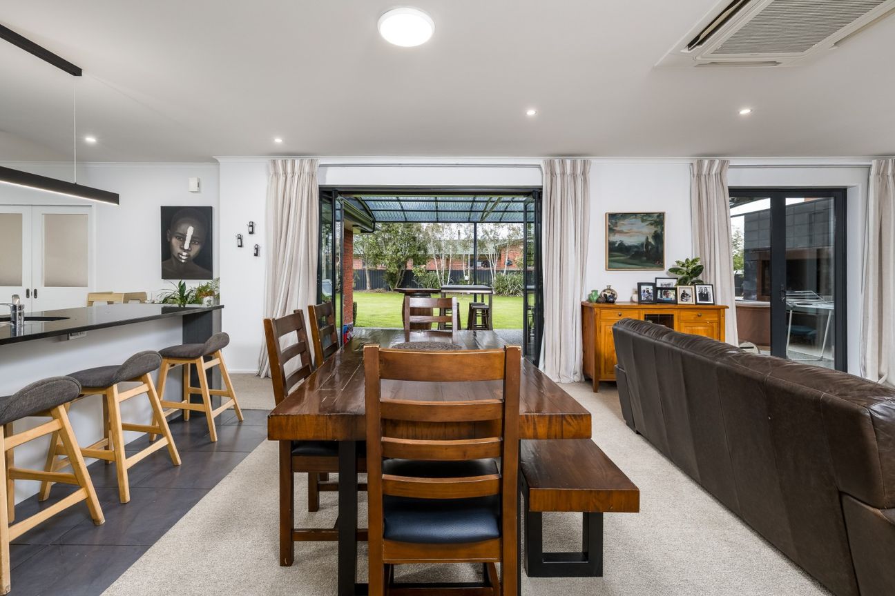 Exceptional lifestyle and garaging close to town - Ansicht 5