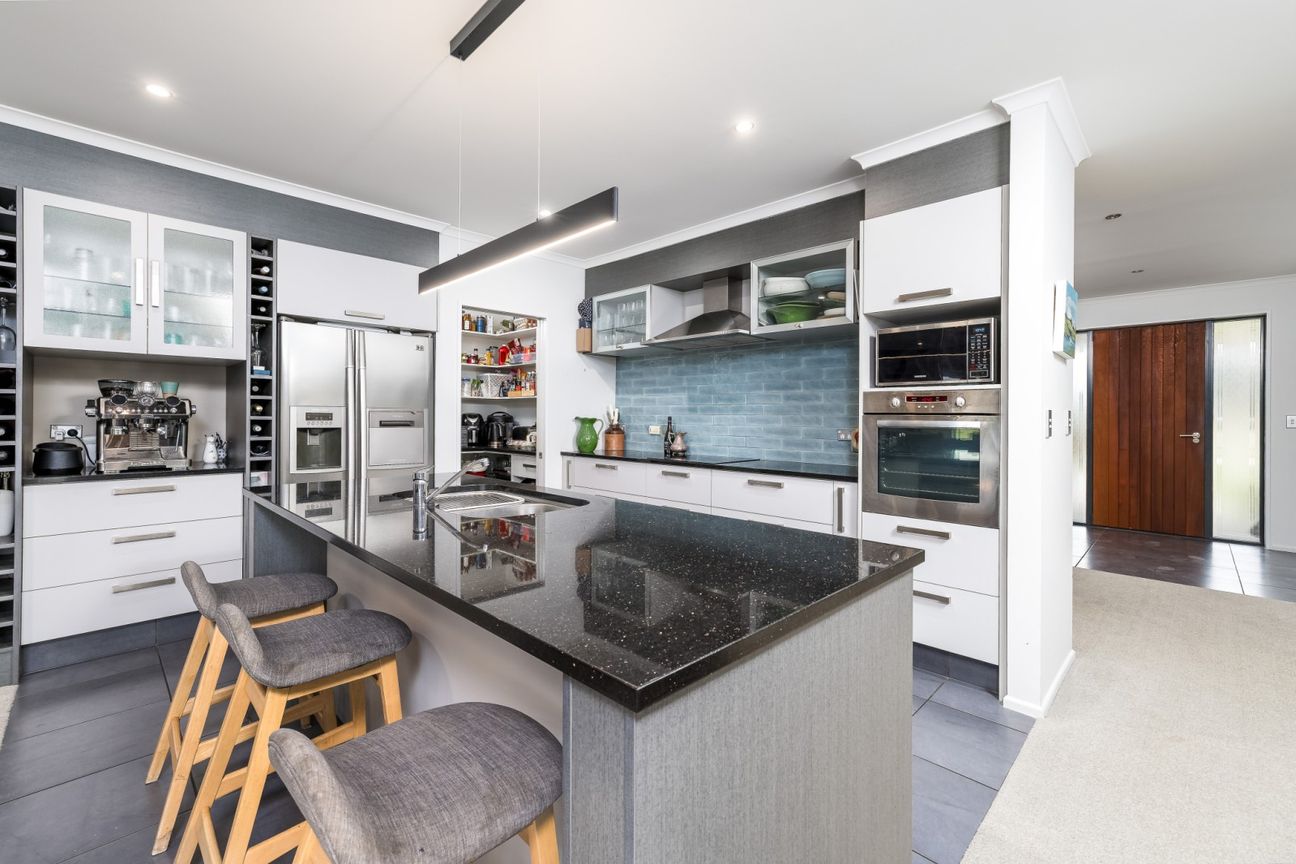 Exceptional lifestyle and garaging close to town - Ansicht 3