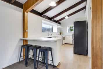 2/62A Tipahi Street, Nelson South